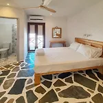 Dendrinos House Apartamento