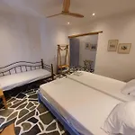 Dendrinos House Apartamento