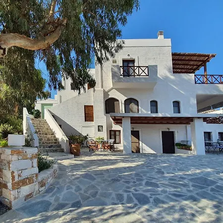 Apartment Dendrinos House Galissas