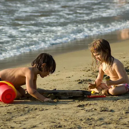 Dendrinos House Appartement Galissas