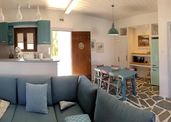 Dendrinos House Galissas